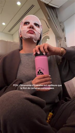 ‏oui j’ai eu un soin visage 🫧 | emirates economy
