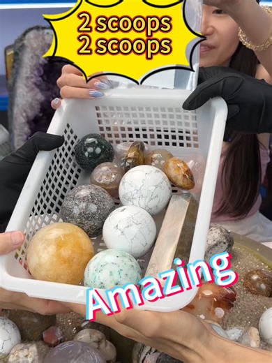 What a 2 scoops OMMMMGGG #fypツ #highlandcrystal #crystalhealing #crystalscoop #manifestations #crystalcollection #funnyvideo #packingorders #girl #girlspower