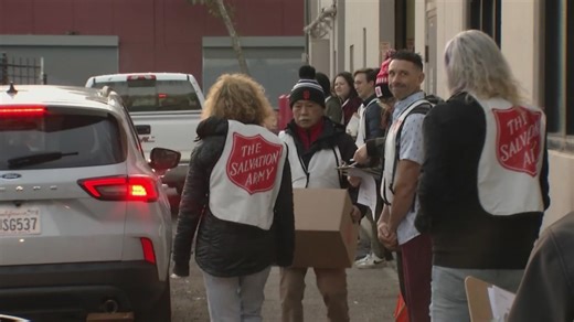 Salvation Army delivers Thanksgiving cheer to San Franciscans in need