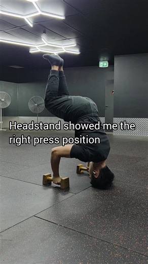 Mastering the Tripod and Headstand for Balance