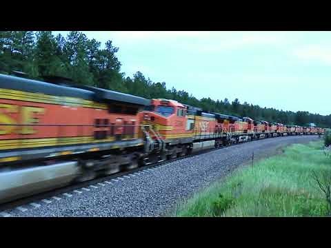 Epic BNSF, 28 locomotive power move Larkspur, Colorado