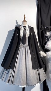 🤍🎩 This gray under-bust basque-waist Classic Lolita dress, styled with a white blouse and matching cloak, brings refined classic charm with a subtle British touch — creating a graceful, structured silhouette with elegant vintage appeal. 🏛️🕊️ ✨ Full Set — search “SIGNA-126” on devilinspired.com — $128.00 🛍️ Build your Classic Lolita coord with this set. 🎆 Happy New Year! Back-to-School Shopping with Free Shipping on Orders Over $69 #classiclolita #britishstyle #elegantstyle #vintagestyle #p