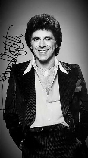 Frankie Valli "Can't Take My Eyes Off You" (1967)