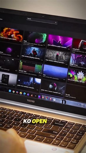 Transform your boring laptop into awesome one using this app!#laptoptips #wallpaper