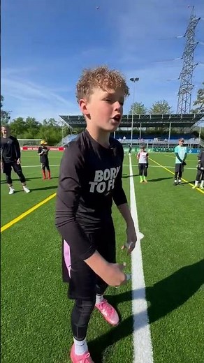Piet with a motivational speech👀🧤 #gripmode #soccer #goalkeeper