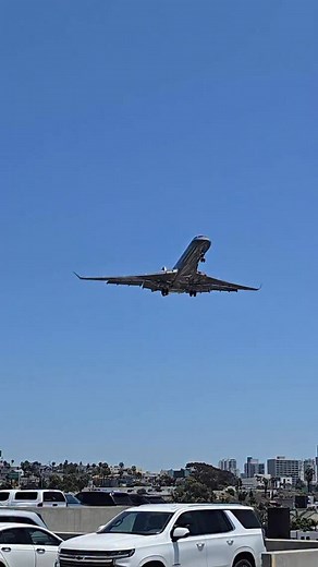 3.9K views · 5.8K reactions | Stunning Global 7500! Contact us to book your next charter️ Email: fly@airmogul.com Find out more at www.airmogul.com  Joe Rendon TT | AirMogul | Facebook