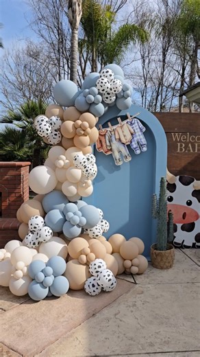 Karens_decoration on Instagram: "A little Cowboy is on the way 💙🐴 #babyshower #balloons #balloongarland #cowboy #fypシ Thank you my beautiful friend @momentostyledeventsllc for helping me recreate this super cute setup💙💙💙"