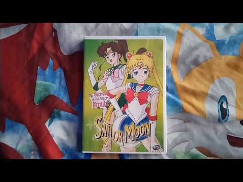 Opening To: Sailor Moon: The Secret Of Sailor Scouts 1995 (2002) DVD