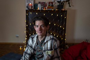 Youth-run community clubs encourage Ukrainians to speak up