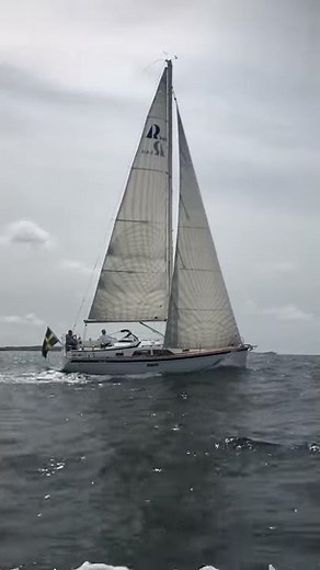 Hallberg-Rassy 340