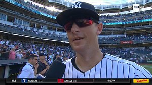 DJ LeMahieu was asked by Meredith Marakovits what he thinks about when Aaron Judge gets in the batters box. "I just wanna see him hit a homer honestly." | YES Network