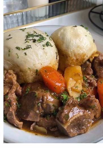Delicious Lamb Stew and Dumpling Recipe