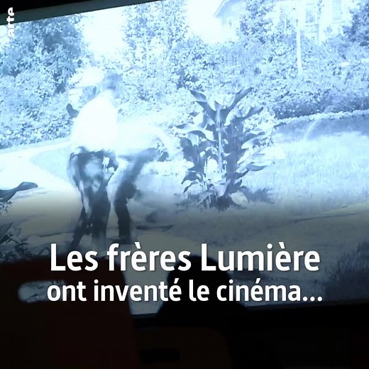 803K views · 10K reactions | C'est grâce aux frères Lumière que l'on fréquente les salles obscures mais ils ne se sont pas arrêtés à une seule révolution (logique puisqu'ils sont deux) ⤵ so.arte/FreresLumiere Via Invitation Au Voyage / Stadt Land Kunst | ARTE | Facebook