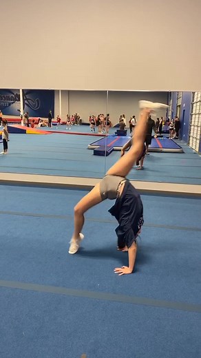 FRONT WALKOVER DRILLS #studyhacks #oneminutevlog #tumbling #powertumbling #gymnastics #cheersquad #fyp @rem_casanova