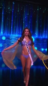 18K views · 101 reactions | ¡Argentina presente! #MissArgentina mostró confianza y estilo en cada paso, cautivando a todos. ✨ Vive de cerca #MissUniverso este sábado 16 de noviembre a las 6PM ET/3PT por @Telemundo #MissUniverso73 #MissUniverse #MissUniverso73 #MissUniversoPreliminar | Telemundo | Facebook