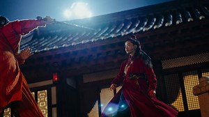 Review phim Alienoid: Cuộc Chiến Xuyên Không - Mãn nhãn, kịch bản "out trình" — Khen Phim