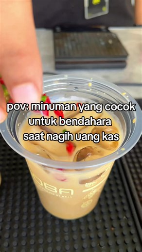 Minuman Bendahara Saat Nagih Uang Kas