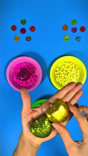 🎄Matching glitter hearts to the shiny color bowls! 💖🌈 #ColorMatch #colors #christmas