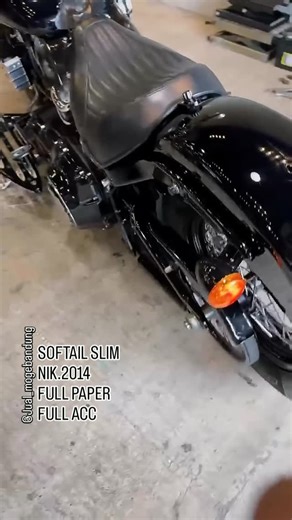 JUAL HARLEY FULL PAPER on Instagram: ". 𝕭𝖎𝖘𝖒𝖎𝖑𝖑𝖆𝖍 FULL ACCESORIS 🤩🔥 FAST SALE ! IDR.4xx JUTA ONLY [ˢᵖᵉᶜⁱᵃˡ ᴼᶠᶠᵉʳ] . SOFTAIL SLIM 103ci(1.690cc) FULL PAPER Tahun 2014 Pajak On 04-2026 Low Odo Km.14,xxx Exhaust VnH Headlight Daymaker Floorboard Arlen Ness Shifter n Brake Pedal Arlen Ness Breatherkit ArlenNess Top rocker PM Cam cover PM Derby cover PM Sudah Full Servis Sudah Salon detailing Siap Pakai Siap Kirim . Kontak WhatsApp : 0895-1833-9037 ✔GET IT NOW🚀"