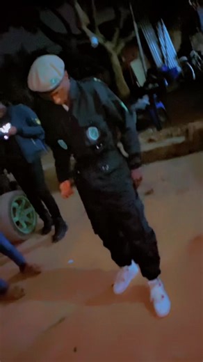 ✌️😜✌️#viral #fypシ゚ #goviralgo #foryou #foryouforuou✔️ @AlienSkin ug