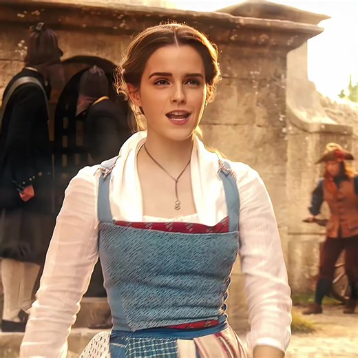 Emma Watson: Beauty, Elegance & Timeless Charm