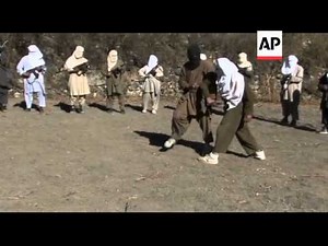 Rare access to Taliban fighters on Pakistan border