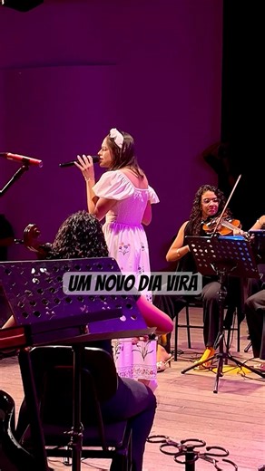 Rayne Almeida - Um Novo Dia Virá (Ao Vivo )