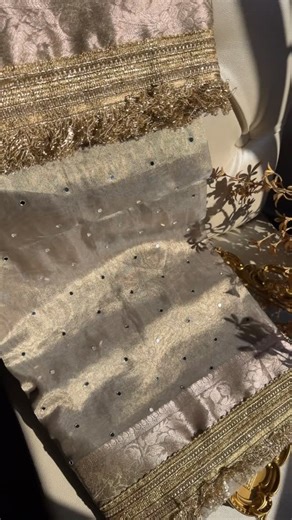 Elegant Aura on Instagram: "Maharani saree in Silver color with Mirror work✨🪩🪞 #elegantauranp #sareenepal #banarasisaree #silksarees #fyp"