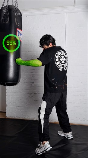 Boxing Punch Technique: Wrong vs Right ✔️#boxing #boxingcoach #boxingtraining #boxer #boxingtips