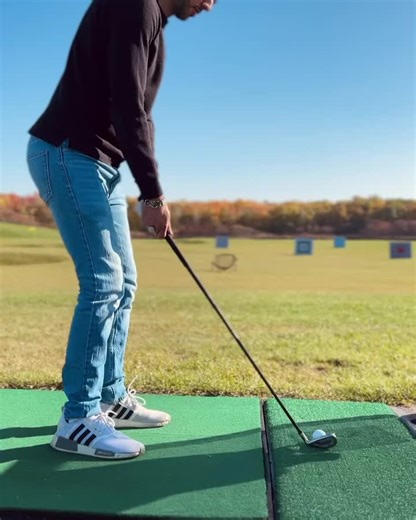 Celebrating MMM by starting a new sport 🏌🏽 Total of like 3H training time on golf, but loving it so far. More posts to see improvements in a few months time to compare. Call it a very early ASR 😅 Also got to use my tire sealant so that was cool haha #golfer #newskill #cryptotrading #stocks #traderlife