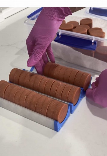 Homemade Cake Pops: Easy Decorating Tips and Recipes