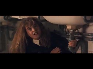 Harry Potter y la piedra filosofal - Escena del Troll en el baño.