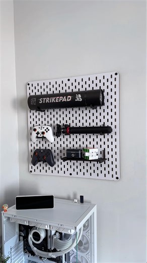 Pegboard novo pro setup, gostaram? #setup #pcgamer #pegboard #dreamsetup