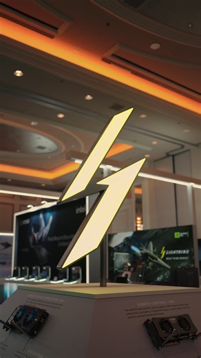 Can't make it to CES? We're bringing the star of #CES2026 straight to you! 🎥 Get an up-close look at the legend reborn: the MSI RTX 5090 LIGHTNING Z. 17 world records, 7 years in the making, and 1 masterpiece. Watch the spotlight and join the legend⚡️ #MSIxCES2026 #LightningZ #Overclocking