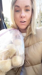 I thought I would share my soup sharing method with y’all! Im sure many of you have done this for years, but just in case someone else needs to see it, here you go! https://amzn.to/4he5SRS #mrsarensberg #teacher #mom #athome #soup #share #postpartum | Mrs. Arensberg