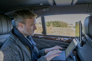 Bentley claims connected car bragging rights with super-fast in-car Wi-Fi