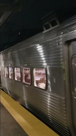 NCTD EMU 39 arrives at Kensington Street Station #railtrack #railroad #railhead #metrarail