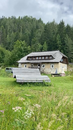 Traumhafte Plätzchen .. die gibt es bei 🍀Urlaub auf der Alm 🍀 #obiralm #urlaubaufdembauernhof #urlaubaufderalm #visitaustria #visitcarinthia #urlaubindenbergen #einfachschön #traumaussicht #indenbergen | Urlaub auf der Alm