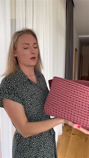 this is a square basket where I prepared only 30 minutes.#hamdmade #basket #crochettutorial #christmasgifts #beginner