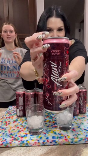 Erica on Instagram: "⭐️FOOD REVIEW⭐️ NEW FLAVOR- CHERRY 🍒 💣 #alani #cherrybomb #cherry #foodreview"