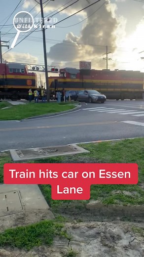 Train Hits Car on Essen Lane Causes Major Traffic Jam