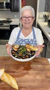 Mussles & chorizo #cook #recipe #cooking #food #farmtotable #italy #mussles #chorizo