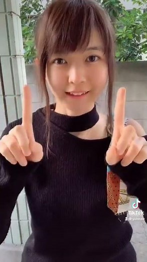 指文字「あ」から「ん」！【TikTok】