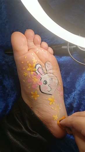 Wiping The Easter Bunny Off My Foot 🐰 #creativeart #video #short #lol #dandelions #omg #feet #paint