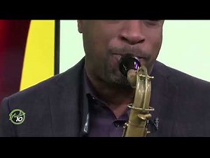 Walter Blanding Performs