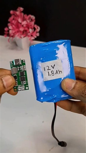 how to charge 12v battery #electronic #shorts #12vbattery #18650battery
