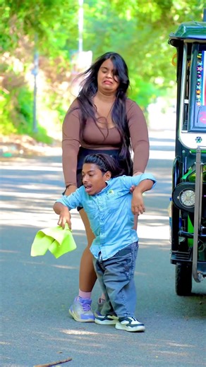 Robbed money from girl by cheating 😂ll #funny #comedy #ytshorts