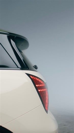 4.4K views · 21 reactions | Spotkanie dwóch brytyjskich ikon. Już jutro poznacie nowe MINI Paul Smith Edition  #MINI #PaulSmithEdition #Unboxing #MINILaunch #JapanMobilityShow | MINI | Facebook