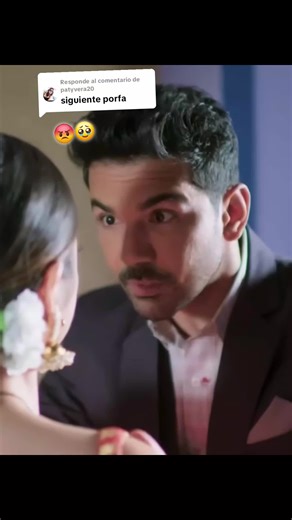 Conversación entre Nandini y Mauri sobre dulces y café