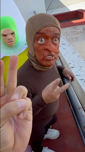 The TUNG TUNG SAHUR flies through the air 😍😍 #tungtungtungsahur